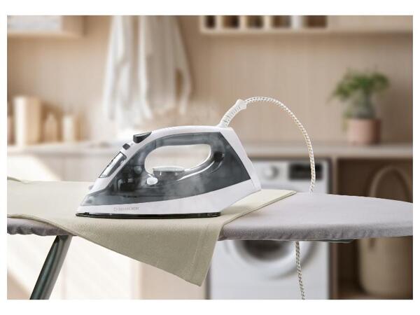 Napařovací žehlička SDB 1600 B4