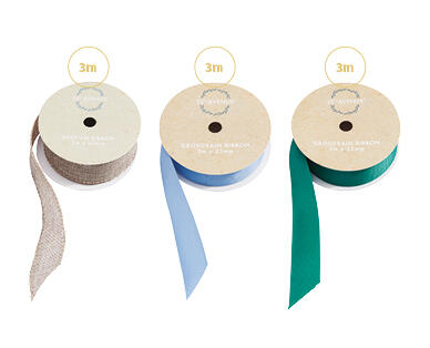 Gift Wrap Accessories
