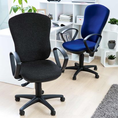 Bürostuhl mit Armlehnen