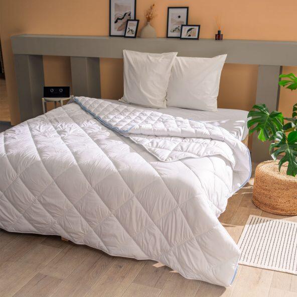 NOVITESSE(R) Couette 4 saisons XXL rembourrée, 2 pers.