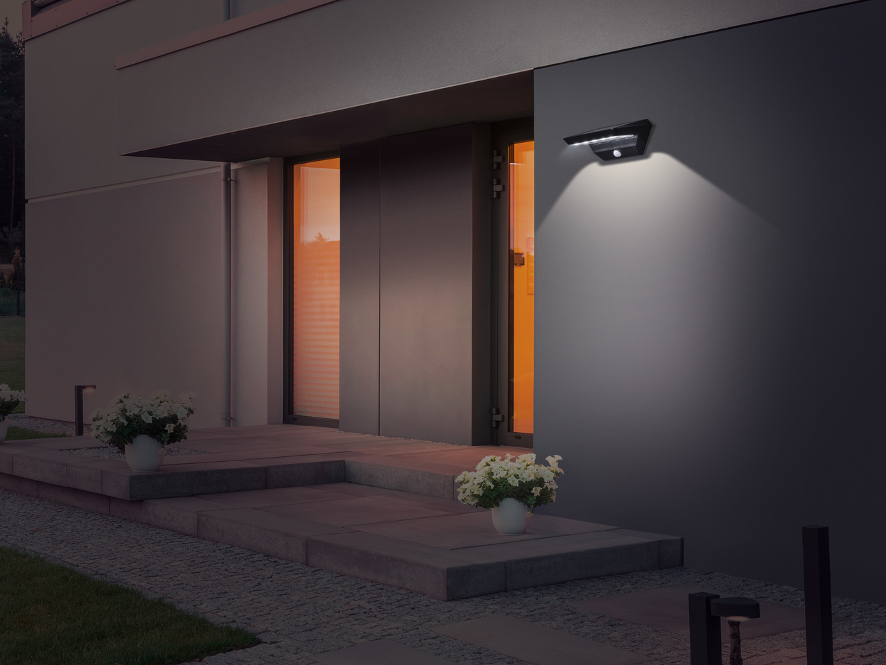 LIVARNO LUX(R) LED-Solarwandleuchte