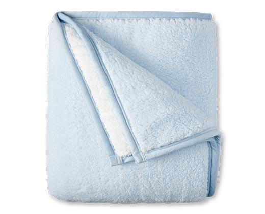Huntington Home 60" x 70" Feathersoft Throw