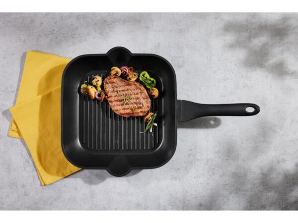 Cast Aluminium Griddle Pan or Frying Pan