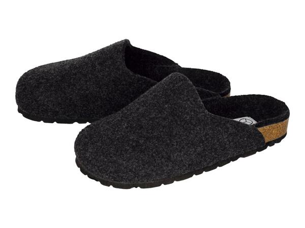 Esmara Adults' Black Felt Clogs