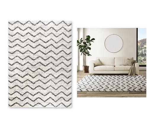 Huntington Home 
 6' 6" x 9' Shag Area Rug