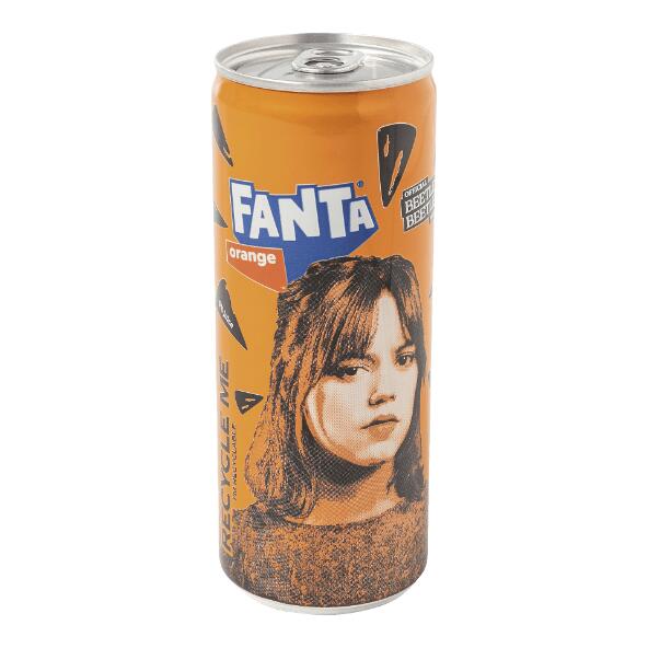 FANTA(R) 				Fanta, 8 St.
