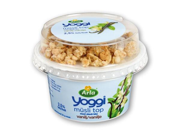 ARLA/​MAMMEN Yoggi med myslitop eller hytteost