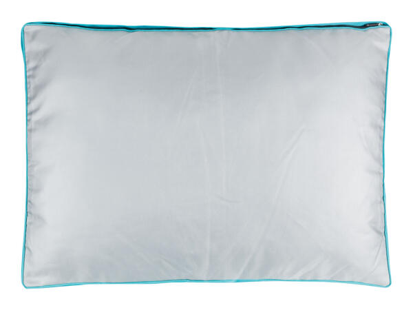 Zoofari Outdoor Dog Bed