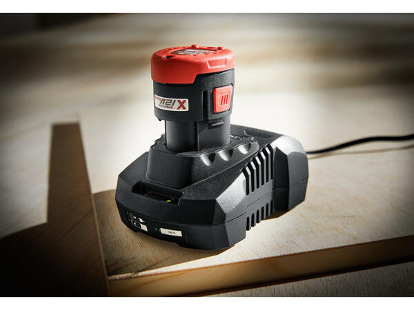 Rechargeable Battery 12V 2Ah + Charger 2.4A