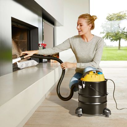 Aspirateur de cendres
