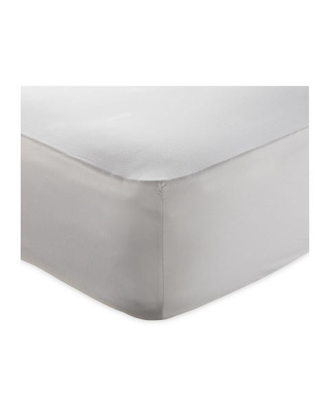 King Sized Sateen Fitted Sheet