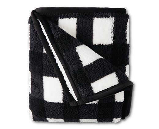 Huntington Home 60" x 70" Feathersoft Throw
