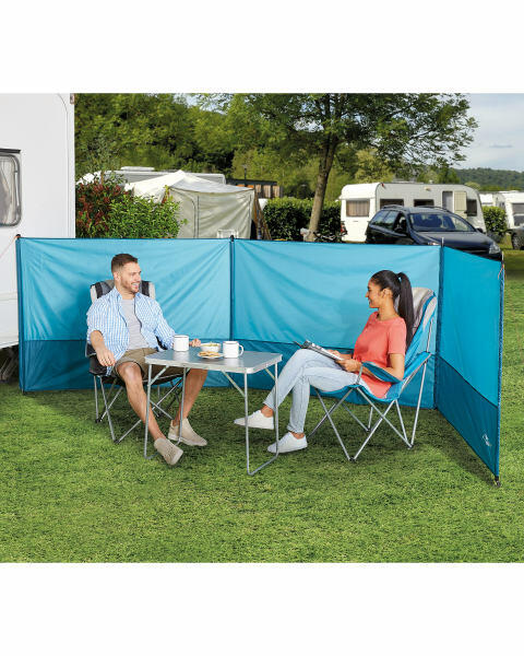 Adventuridge Family Windbreak