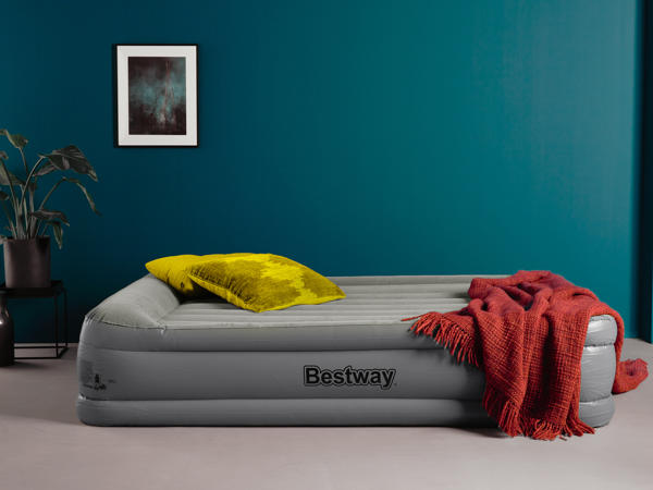 Tritech Airbed Queen Built-in AC Pump