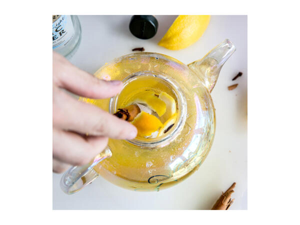 Root7 Gin Teapot & Tea Cups Gift Set
