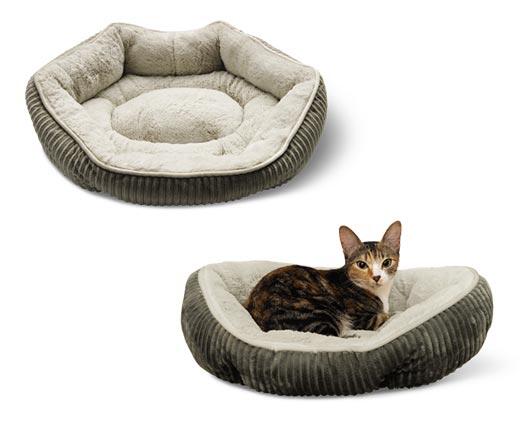 Heart to Tail
Cat Bed