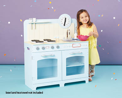 Kid's Wooden Kitchen