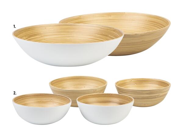 Assortiment de bols en bambou
