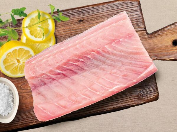 Frisches Karpfenfilet