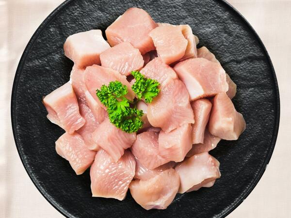 Frisches Putenfleisch gewürfelt