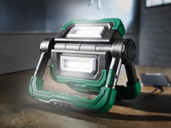 Projecteurs de travail LED avec fonction chargeur powerbank