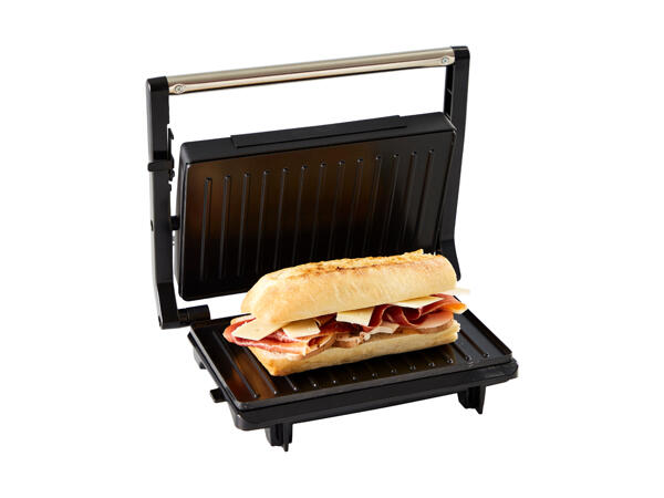 DAY(R) Paninigrill
