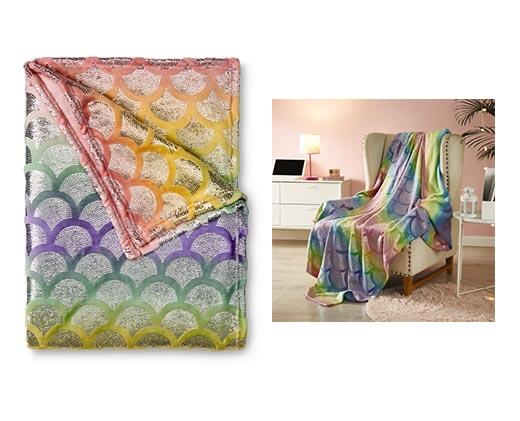 Huntington Home 
 Twin or Full Royal Plush Blanket
