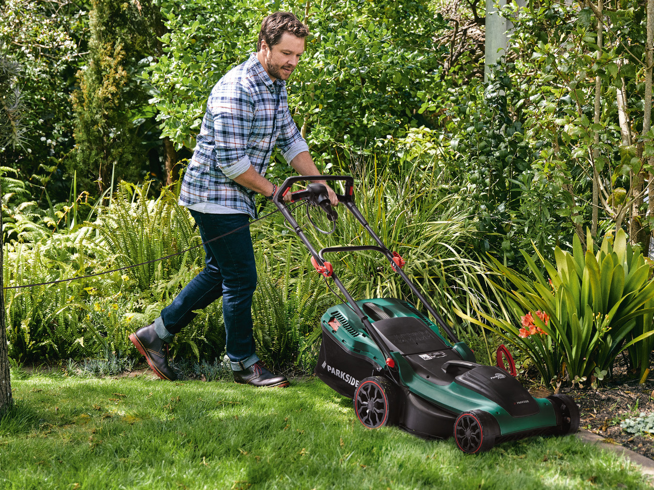 Electric Lawnmower
