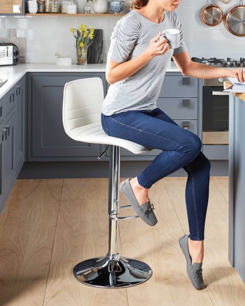 Cream High Back Gas Lift Bar Stool