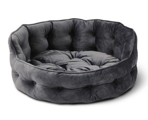 Heart to Tail 
 Cuddler Pet Bed