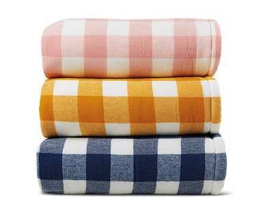 Huntington Home Sherpa Throw
