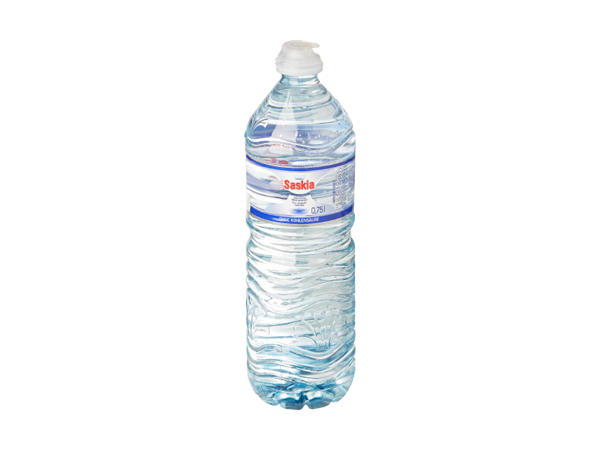 Eau minérale avec bouchon sport