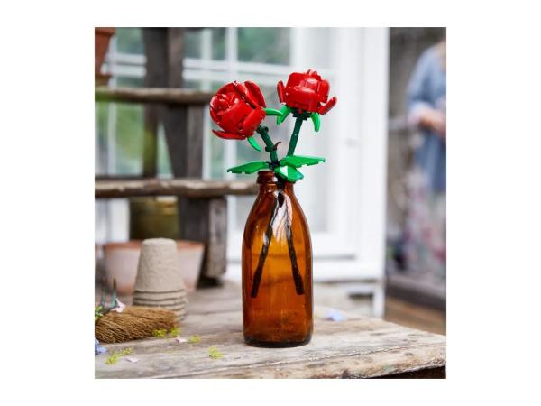 LEGO(R) Roses - 120 Pieces