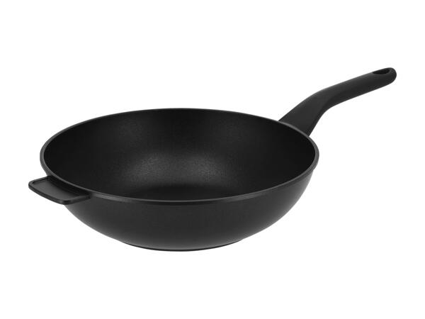 Wok en fonte d'aluminium