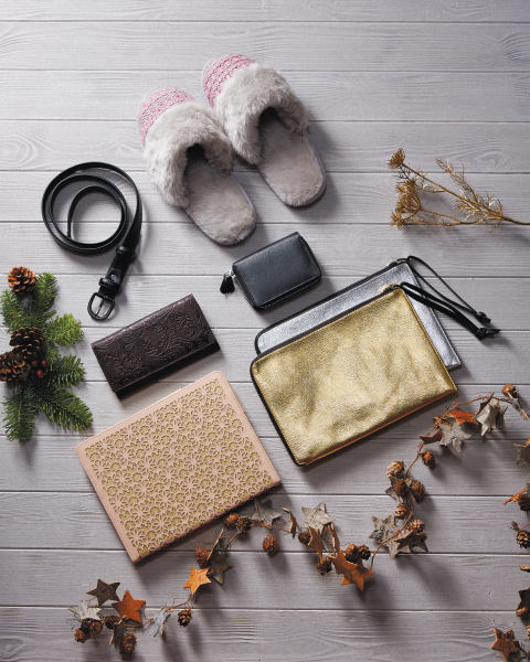 Embossed Brown Leather Purse