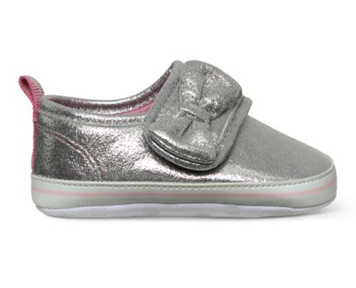 Lily & Dan 
 Baby's 1st Shoes