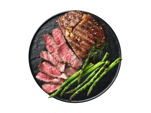 Frisches Entrecote oder Beiried vom Jungbullen