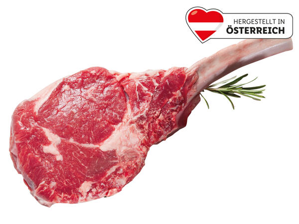 Frisches Tomahawk-Steak