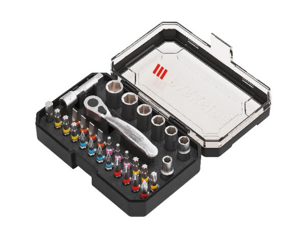 Ratchet & Socket Set