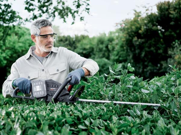 40V Cordless Hedge Trimmer