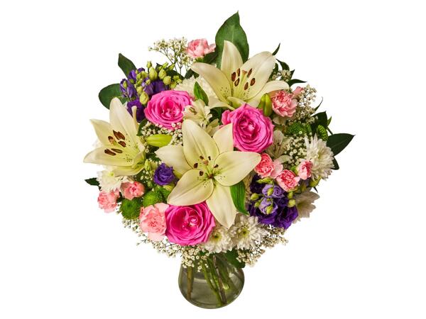Deluxe Floral Elegance Bouquet