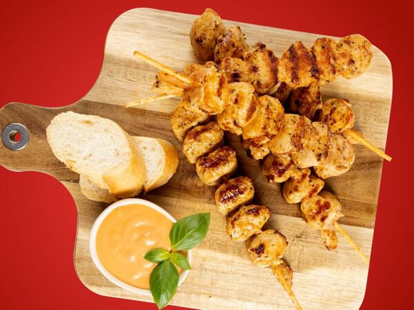 Frische Puten-Grillspieße mariniert