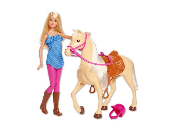 Puppe mit Pferd