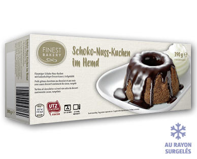 FINEST BAKERY Gâteau au chocolat et aux noix avec sauce au chocolat