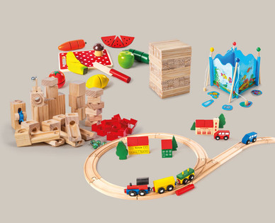 Holzspielware in der Box