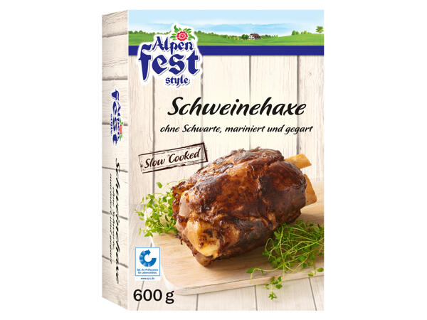 Slow Cooked Schweinehaxe