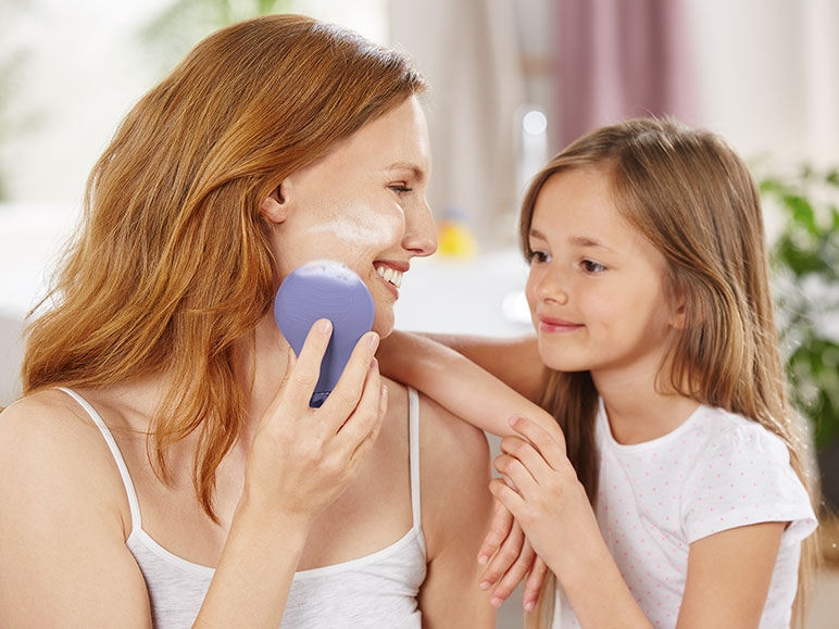 SILVERCREST PERSONAL CARE Silicone Facial Brush