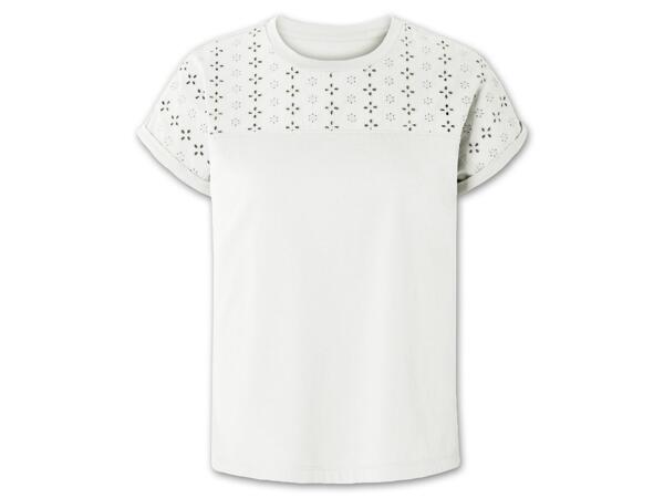 Damen T-Shirt + Jeansshorts