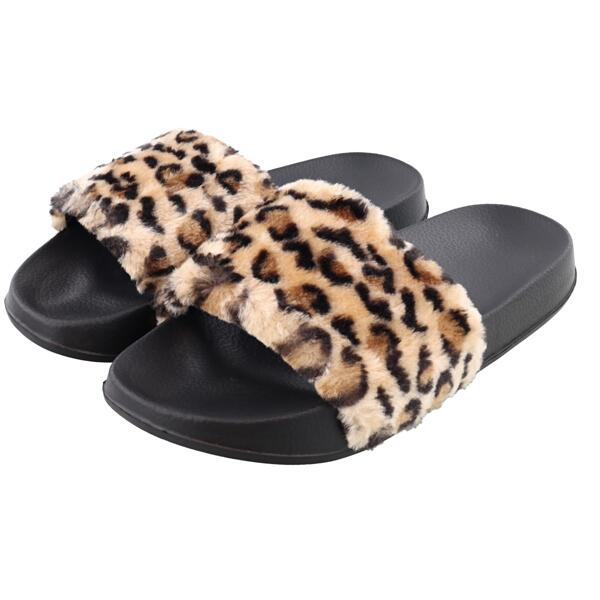 Slippers met faux fur