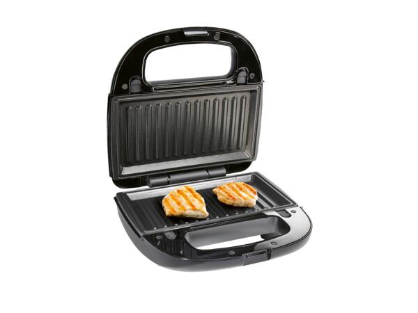 SENDVIČOVAČ 750 W